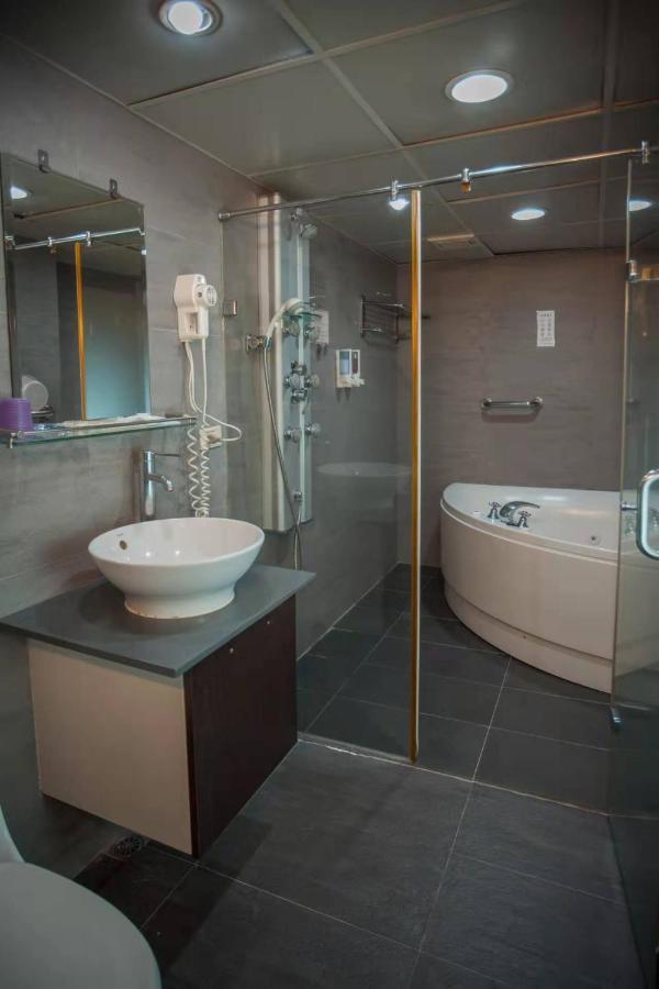 Showart Hotel 台北市 エクステリア 写真